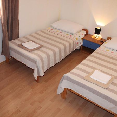Apartments Ana Пула Экстерьер фото